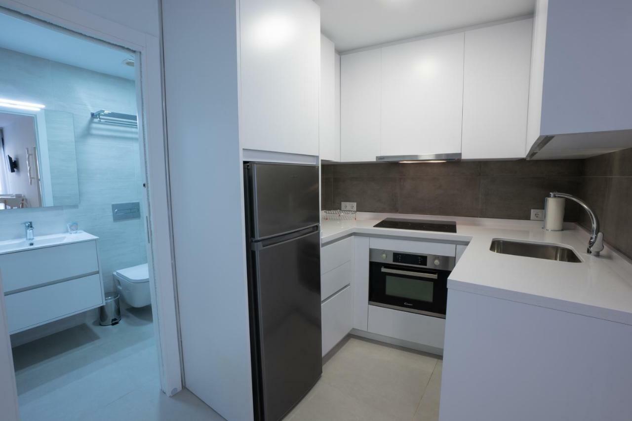 Apartamentos Mombasa 1 Planta Nerja Exterior foto